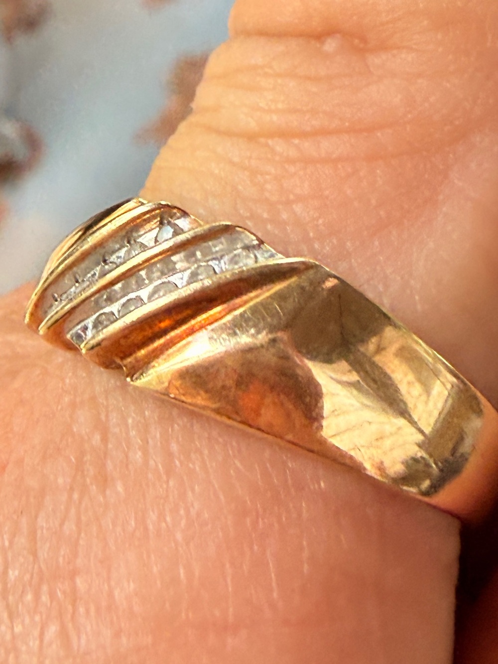 ✨ Men's 10kt Gold & Diamond Ring Sz10✨ - Picture 10 of 17
